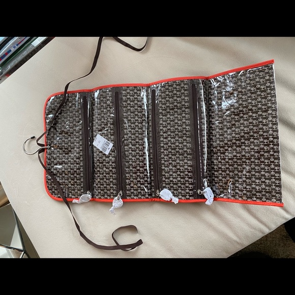 COPY - Henri Bendel cosmetic case - Picture 3 of 3